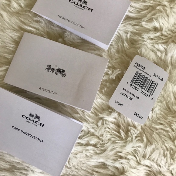 SOLD - Coach Fuschia Glitter Wristlet - NWT - Picture 7 of 10